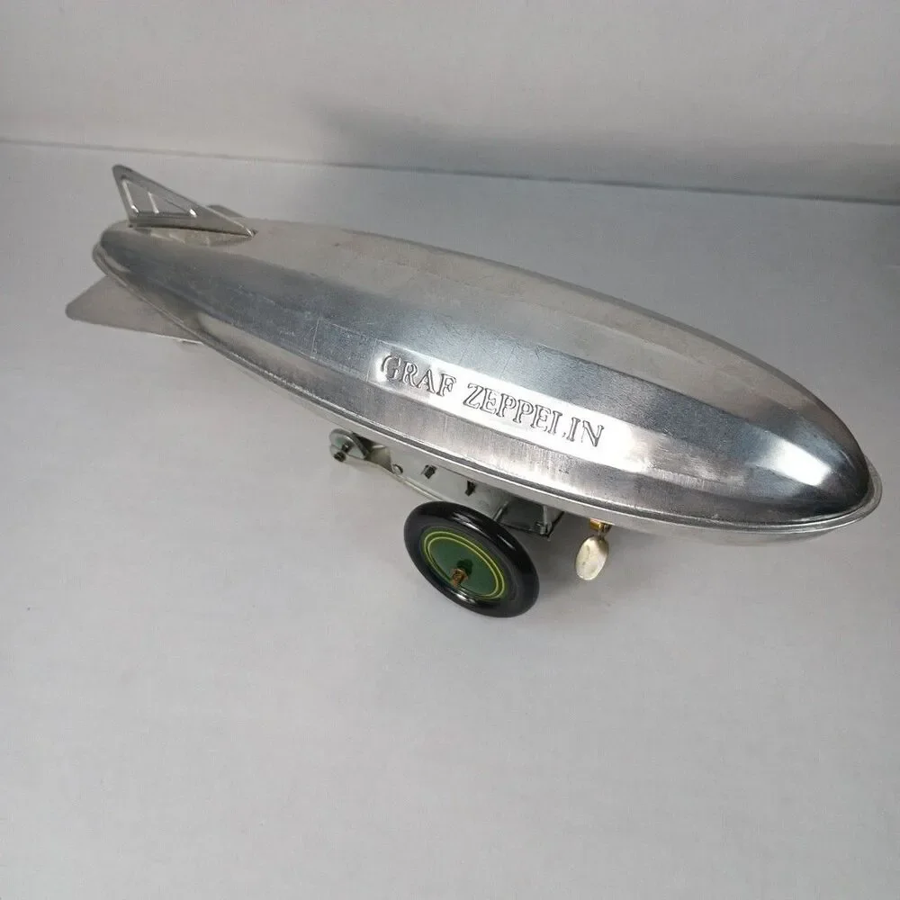 2004 Old Navy Aluminum Airship Graf Zeppelin Wind-Up Toy in Original Box WORKS!